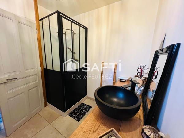 Maison dans un cadre bucolique et à l'abri des regards