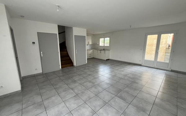 Maison à vendre    4 pièces • 91 m2 Entraigues-sur-la-Sorgue