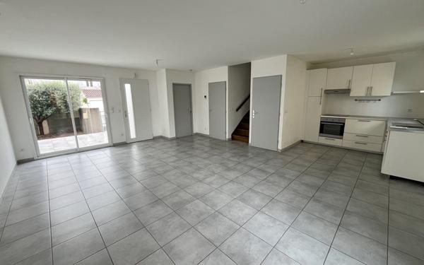 Maison à vendre    4 pièces • 91 m2 Entraigues-sur-la-Sorgue