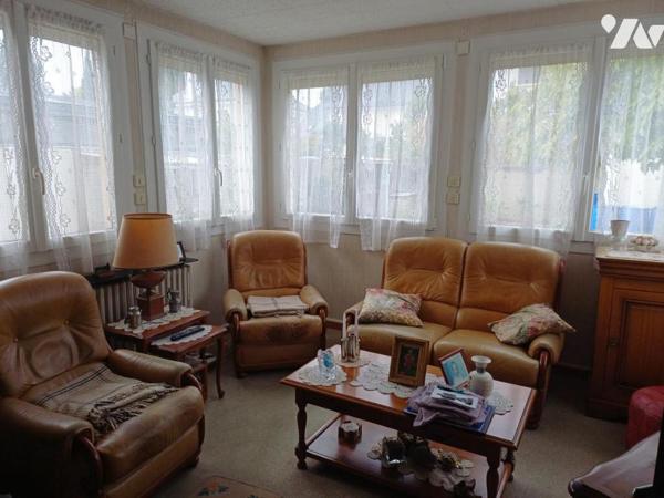 À VENDRE – MAISON 3 CHAMBRES AVEC GARAGE, DÉPENDANCE ET JARDIN – REZÉ
