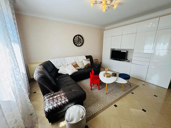 Très joli pavillon sur sous sol dans le secteur des Montapins