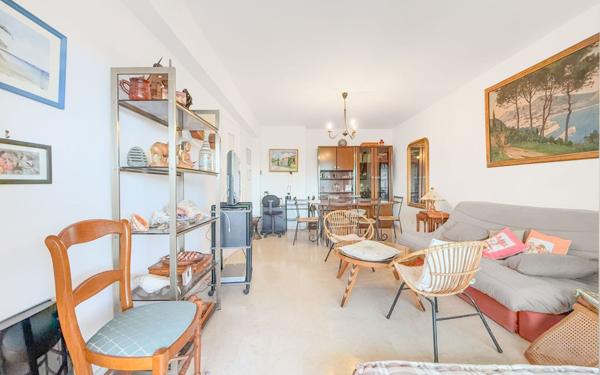Appartement à vendre    2 pièces • 53,03 m2 Saint-Laurent-du-Var