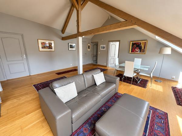REO- Vieux Lille - Appartement type 3 meublé dernier étage