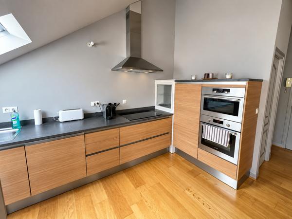 REO- Vieux Lille - Appartement type 3 meublé dernier étage