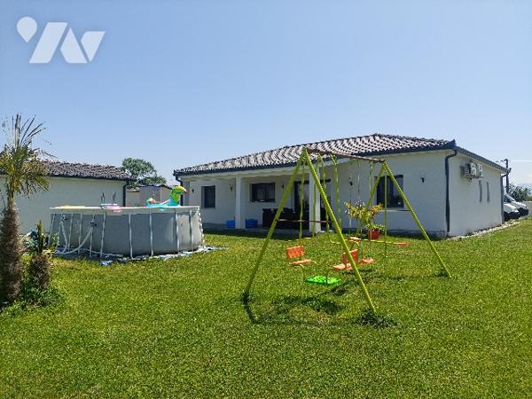 A 5 minutes de St Gaudens, villa de plain-pied récente, 4 chambres et garage indépendant