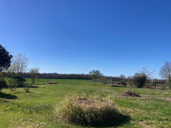 NIEUIL-L'ESPOIR, terrain constructible de 1050m²