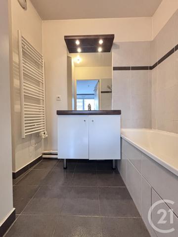 Appartement F2 à vendre  2 pièces - 50,47 m2 LA PLAINE ST DENIS - 93