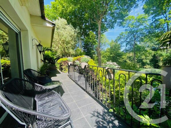 Maison à vendre  7 pièces - 176,13 m2 ST MAUR DES FOSSES - 94