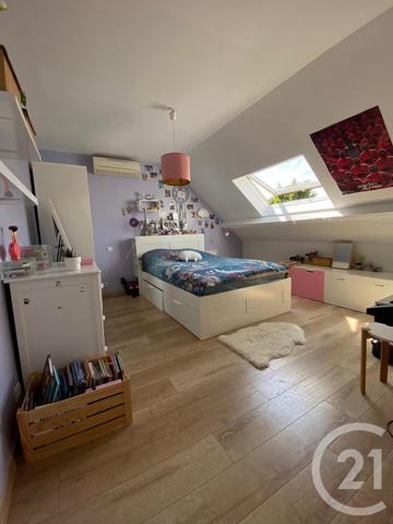 Maison à vendre  7 pièces - 176,13 m2 ST MAUR DES FOSSES - 94