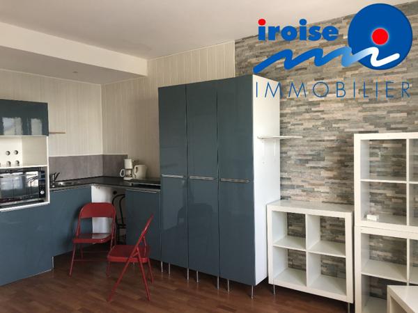 T1 BIS AVEC JARDIN PRIVATIF – SAINT PIERRE