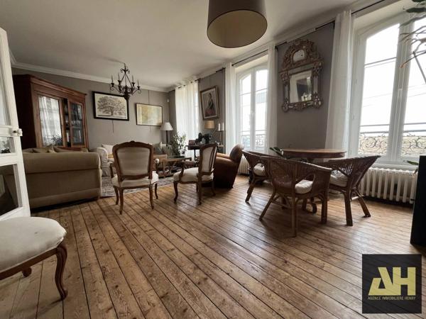 LE RELECQ KERHUON-  MAISON BOURGEOISE AVEC EXTENSION- 6CH- JARDIN ARBORÉ