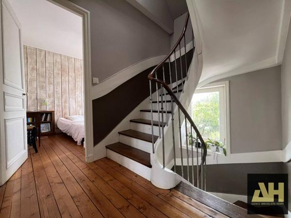 LE RELECQ KERHUON-  MAISON BOURGEOISE AVEC EXTENSION- 6CH- JARDIN ARBORÉ