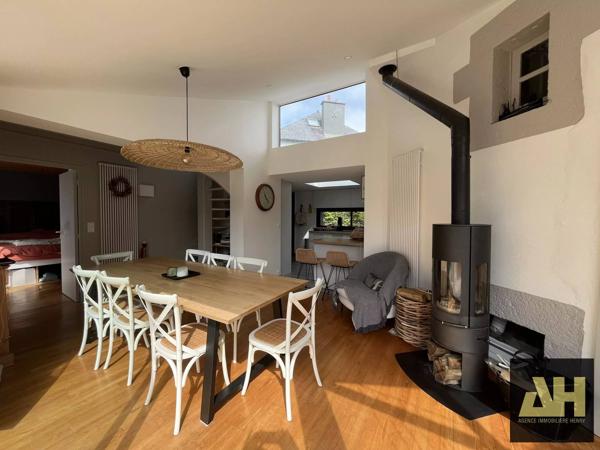 LE RELECQ KERHUON-  MAISON BOURGEOISE AVEC EXTENSION- 6CH- JARDIN ARBORÉ