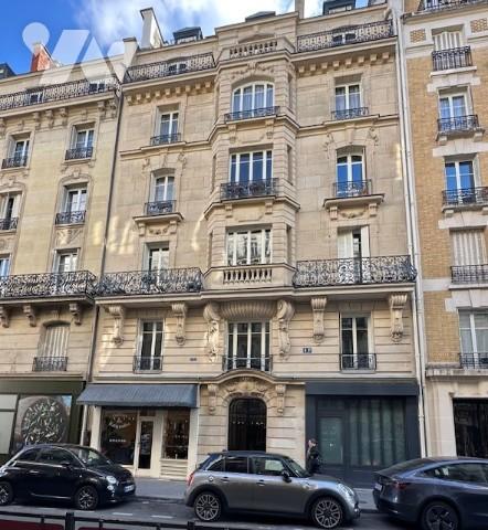 Appartement à vendre à Paris (75017), 3 pièces dont 2 chambres