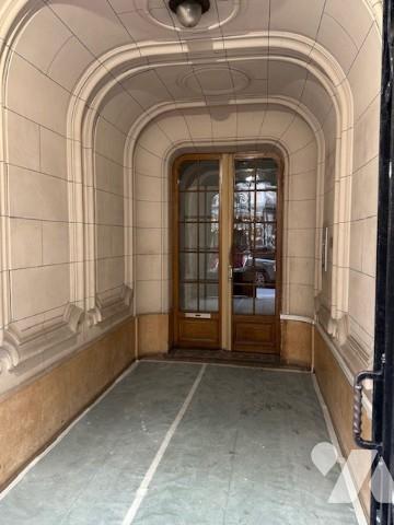 Appartement à vendre à Paris (75017), 3 pièces dont 2 chambres