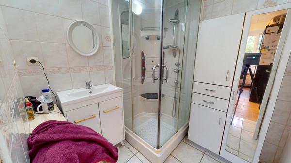 FERME SUR 30 ha AVEC LONGERE ET DEPENDANCE