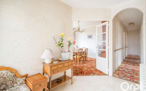 Maison à vendre    6 pièces • 229 m2 Montfermeil