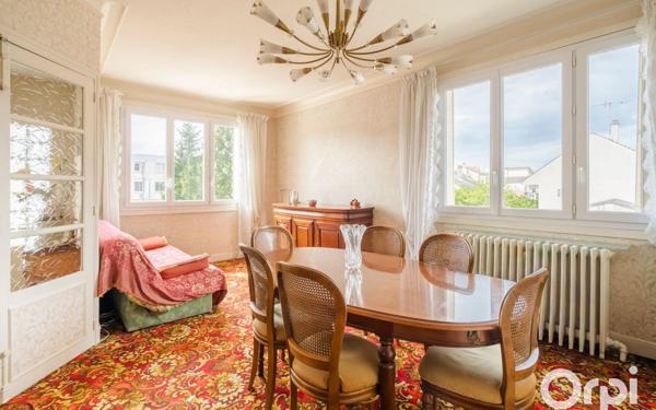 Maison à vendre    6 pièces • 229 m2 Montfermeil