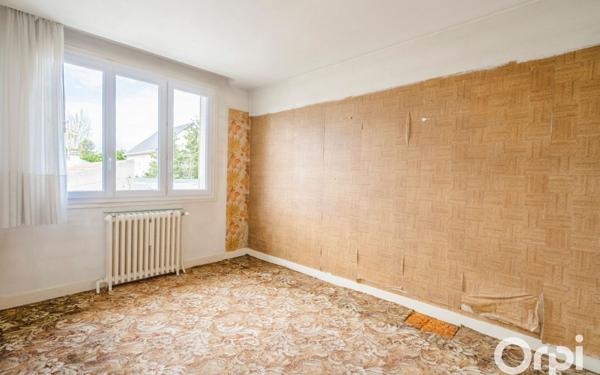 Maison à vendre    6 pièces • 229 m2 Montfermeil