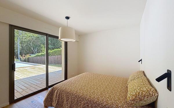 Maison à vendre    6 pièces •  Anglet