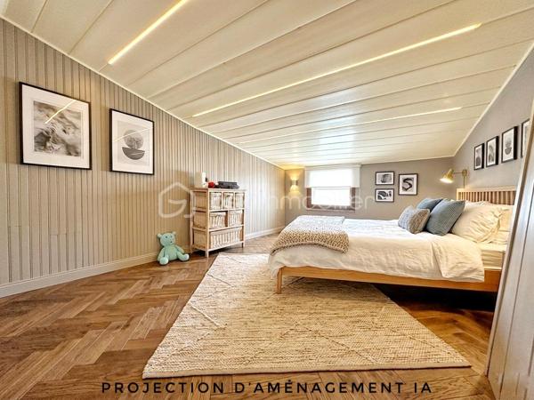 MAISON DE VILLAGE – 90 m² – 5 PIÈCES – CHARME & POTENTIEL

📍 Située au cœur de Villeneuve-lès-Béziers, cette maison de village sur plusieurs niveaux offre de beaux volumes et un agencement fonctionnel, idéale pour une résidence principale ou un investissement locatif.

🔹 Rez-de-chaussée :
• Grande entrée avec espace buanderie / rangement
• Salle d’eau 
• Cave idéale pour stockage / atelier

🔹 1er étage :
• Salon / séjour
• Cuisine
• Salle de bain 
• Première chambre

🔹 Dernier étage :
• Deux chambres supplémentaires dont une chambre mansardée

✨ Les + :
• Beaux volumes
• Cave pratique pour stockage
• Charme de l’ancien avec potentiel d’aménagement
• Stationnement et commodités à proximité

💡 Idéal pour :
• Premier achat
• Résidence principale
• Investissement locatif
• Maison de vacances au cœur du village