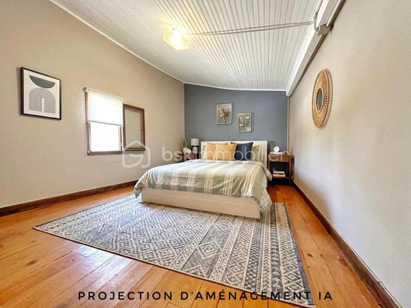 MAISON DE VILLAGE – 90 m² – 5 PIÈCES – CHARME & POTENTIEL

📍 Située au cœur de Villeneuve-lès-Béziers, cette maison de village sur plusieurs niveaux offre de beaux volumes et un agencement fonctionnel, idéale pour une résidence principale ou un investissement locatif.

🔹 Rez-de-chaussée :
• Grande entrée avec espace buanderie / rangement
• Salle d’eau 
• Cave idéale pour stockage / atelier

🔹 1er étage :
• Salon / séjour
• Cuisine
• Salle de bain 
• Première chambre

🔹 Dernier étage :
• Deux chambres supplémentaires dont une chambre mansardée

✨ Les + :
• Beaux volumes
• Cave pratique pour stockage
• Charme de l’ancien avec potentiel d’aménagement
• Stationnement et commodités à proximité

💡 Idéal pour :
• Premier achat
• Résidence principale
• Investissement locatif
• Maison de vacances au cœur du village