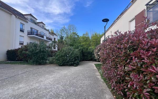 Appartement à vendre    2 pièces • 41,47 m2 Mennecy