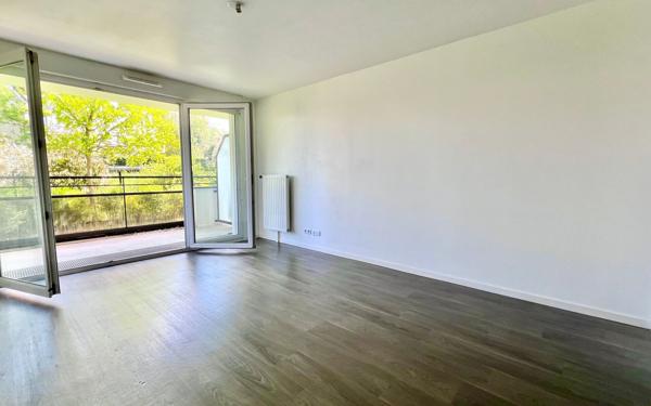 Appartement à vendre    2 pièces • 41,47 m2 Mennecy