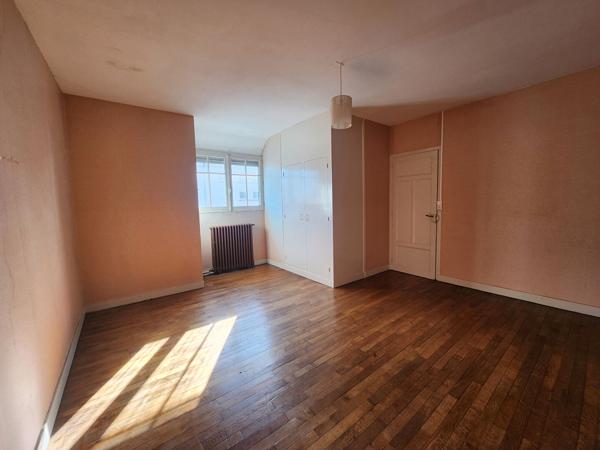 Maison 8 pièces – 191 m² environ à Rennes Jeanne D'Arc (ref : 22564)