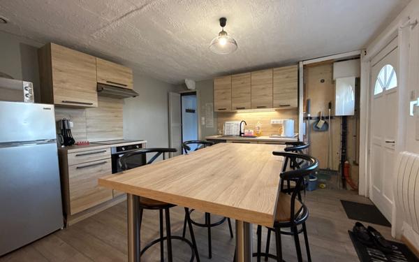 Maison à vendre    6 pièces •  Soissons-sur-Nacey