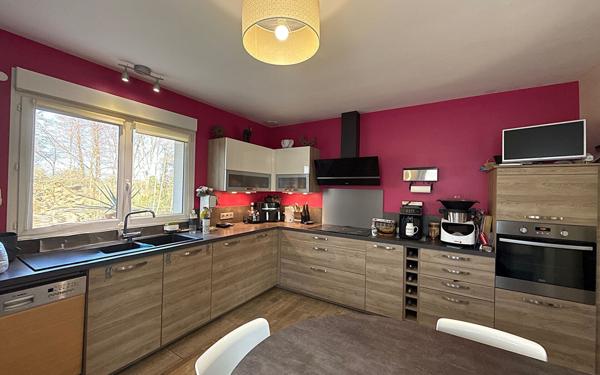 Maison à vendre    6 pièces •  Soissons-sur-Nacey