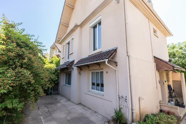 Maison Verrieres Le Buisson 6 pièce(s) 120.53 m2