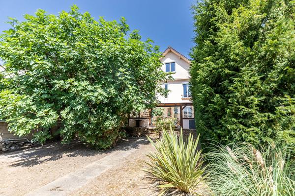 Maison Verrieres Le Buisson 6 pièce(s) 120.53 m2