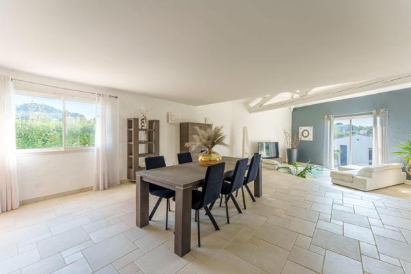 Vente Maison de luxe Montpellier 8 Pièces 280 m²