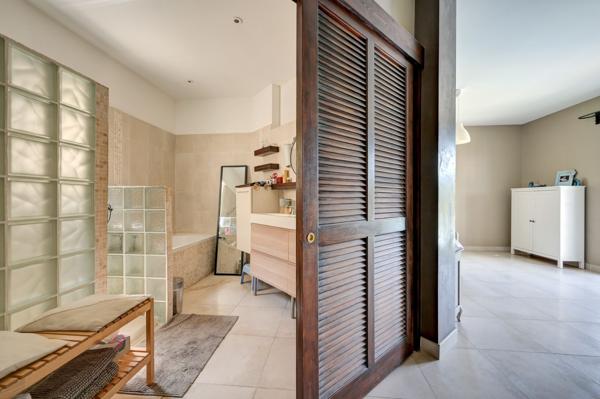 Vente Maison de luxe Aix-en-Provence 7 Pièces 257 m²