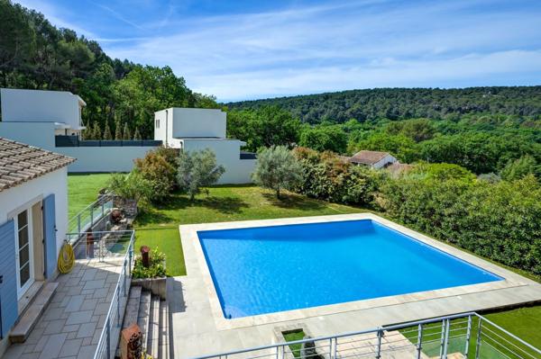 Vente Maison de luxe Aix-en-Provence 7 Pièces 257 m²
