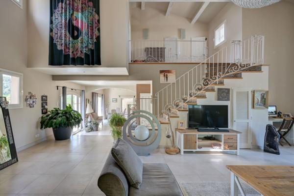 Vente Maison de luxe Aix-en-Provence 7 Pièces 257 m²