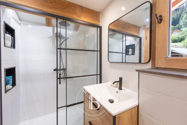 Morzine, Chalet 5 Chambres -  240 m² à vendre