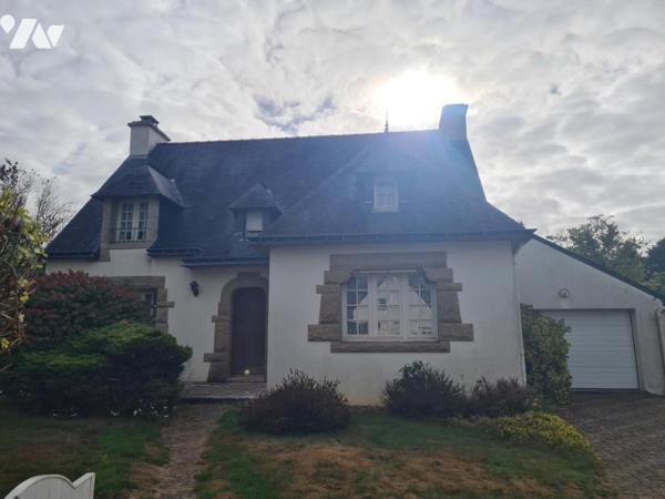 A VENDRE REGUINY Maison dans le bourg 