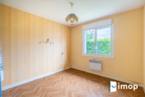 AMBARÈS-ET-LAGRAVE – MAISON DE PLAIN-PIED 112 m2 – 3 CHAMBRES – JARDIN – GARAGE
