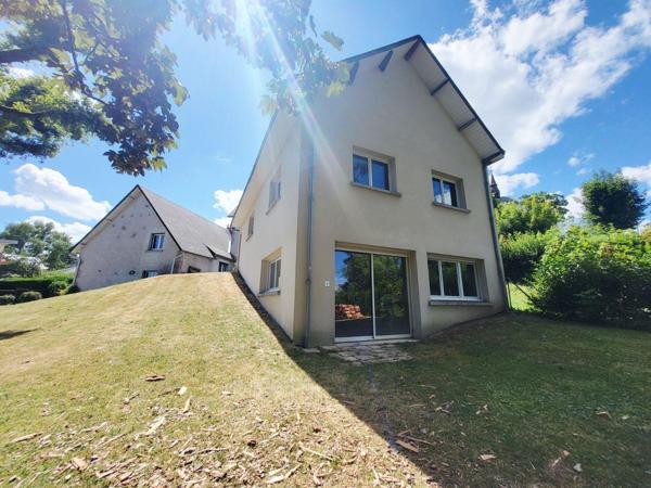 Maison restaurée à vendre à Ussel en Corrèze (19200), ref : UM 1281