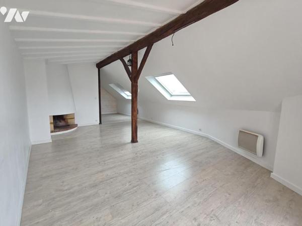 APPARTEMENT A VENDRE A REIMS -Quartier MOISSONS - Dernier étage ss ascenseur - appartement T3