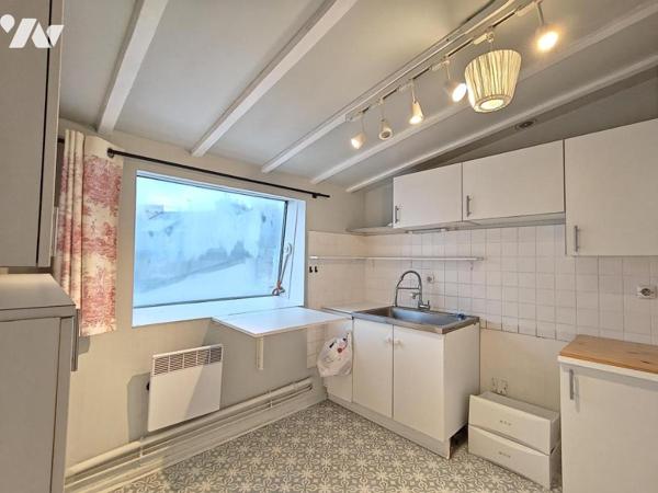 APPARTEMENT A VENDRE A REIMS -Quartier MOISSONS - Dernier étage ss ascenseur - appartement T3