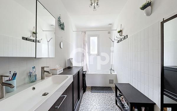 Maison à vendre    4 pièces • 148 m2 Ussac