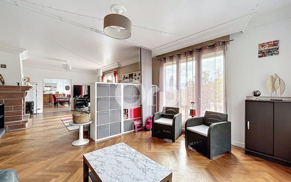 Maison à vendre    4 pièces • 148 m2 Ussac