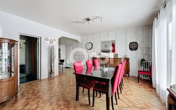 Maison à vendre    4 pièces • 148 m2 Ussac