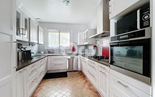 Maison à vendre    4 pièces • 148 m2 Ussac