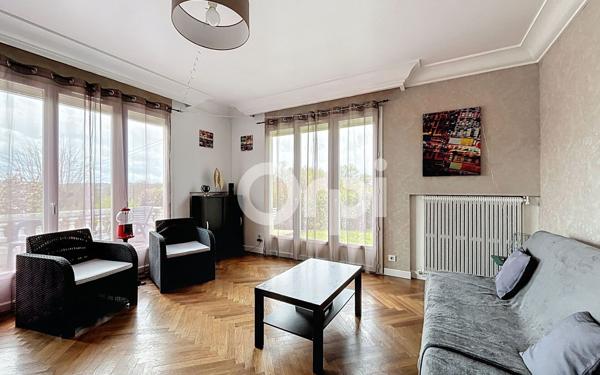Maison à vendre    4 pièces • 148 m2 Ussac