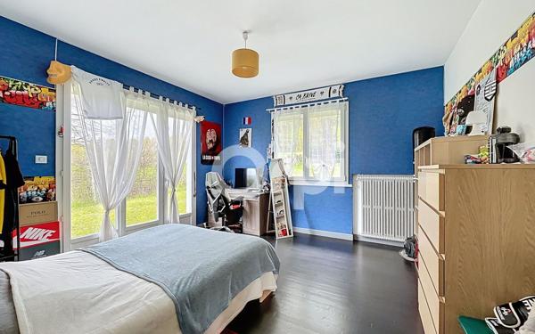 Maison à vendre    4 pièces • 148 m2 Ussac