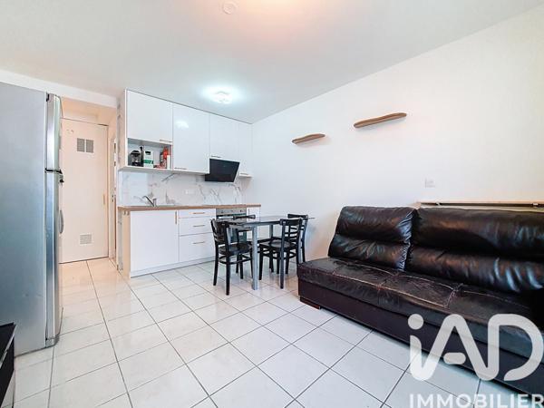 Location appartement 3 pièces 47 m² Villemomble